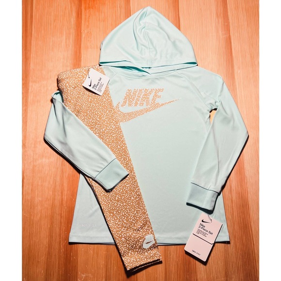 Nike Girl Dri-FIT Tunic and Leggings Set - Picture 5 of 8